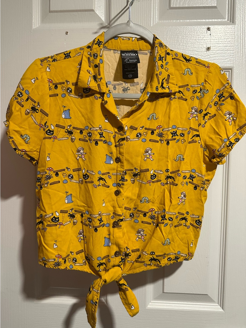 Her Universe My Neighbor Totoro Button Down Shirt Size XS